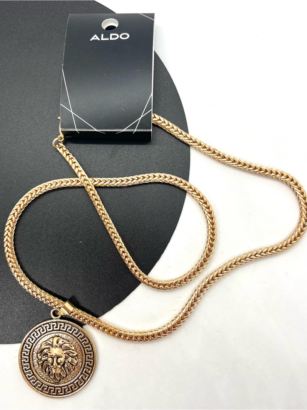 NWT ALDO Gold Lion Head Medallion Greek Key Wheat Chain Statement Necklace